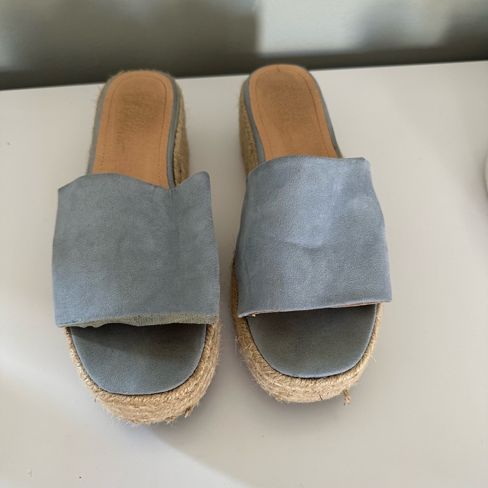 Lulu’s Platforms
